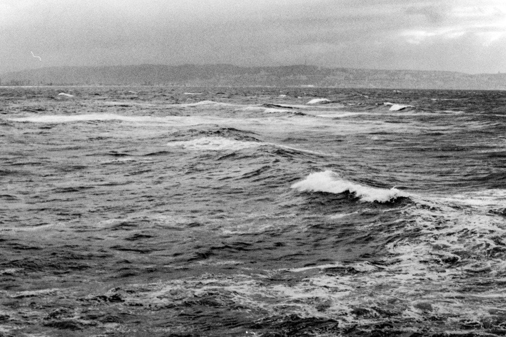 Jaffa, Israel | Online Shop für Christen: Christliche Poster XXL, Plakate, Wandbilder als Leinwand & christliche Postkarten, Kalender, Sticker & Lizenzen zum Download. Die Kunstwerke im christliche Geschenke Shop zeigen die Jahreslosung 2025, Gott, Jesus & mehr.