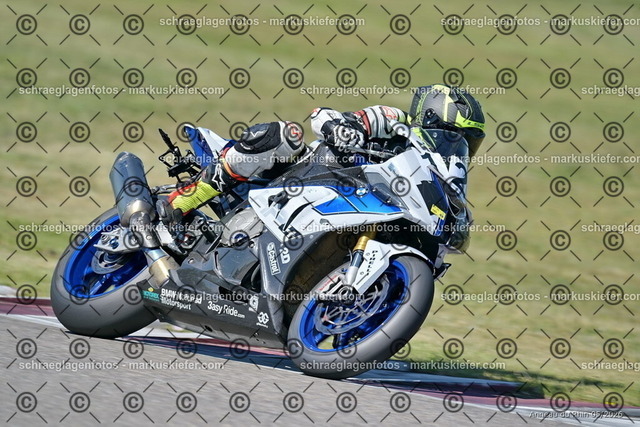 26BT01-0300 | 120 - Realisiert mit Pictrs.com