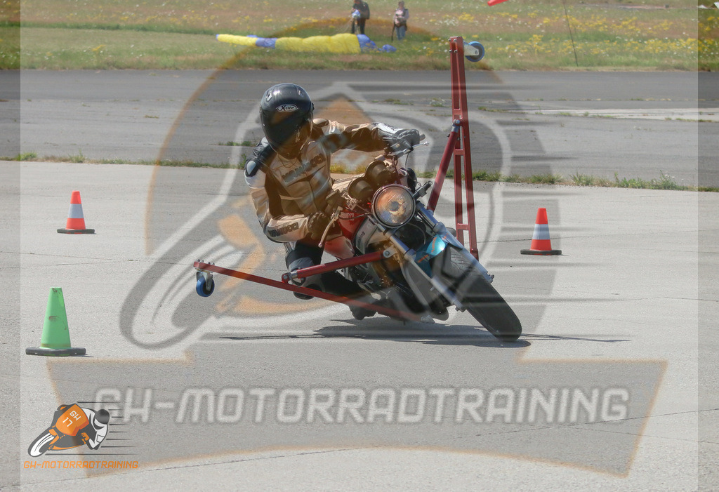 IMG_0571 | gh-motorradtraining-foto.de - Realisiert mit Pictrs.com