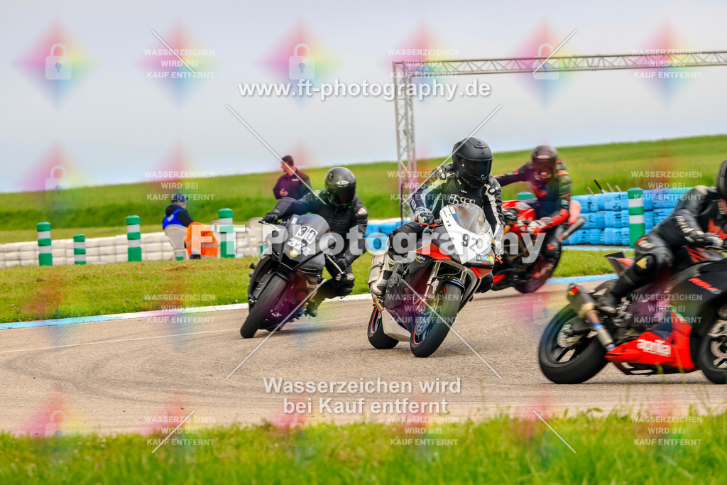 MotoTeam-8022 | Hier findet Ihr Bilder von Touristenfahrten auf der Nürburgring Nordschleife oder von anderen Veranstaltungen die ich besucht habe. Viel Spass beim Durch Schauen 