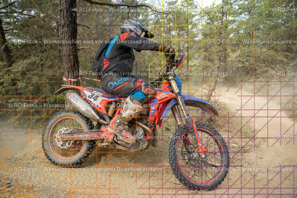 Niederwürzbach 4 Lauf-1010 | Sportfotografie von RO-Fotos: Motorsport, Motocross, Enduro, Laufveranstaltungen und Triathlon. Professionelle Fotos von Sportlern und Events. - Realisiert mit Pictrs.com