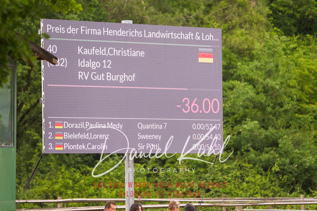 DKP41983 | Turniersportfotografie; Pferdefotografie; Dressurfotografie