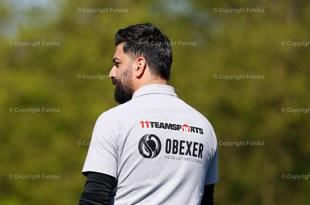 A_LUI_25042026_01 | SPORT,FUSSBALL LT1 OOE LIGA 25.04.2026  ASKOE OEDT 1B-VORWAERTS STEYR  IM BILD:TRAINER ARI TANER  (STEYR) FOTO:FOTOLUI