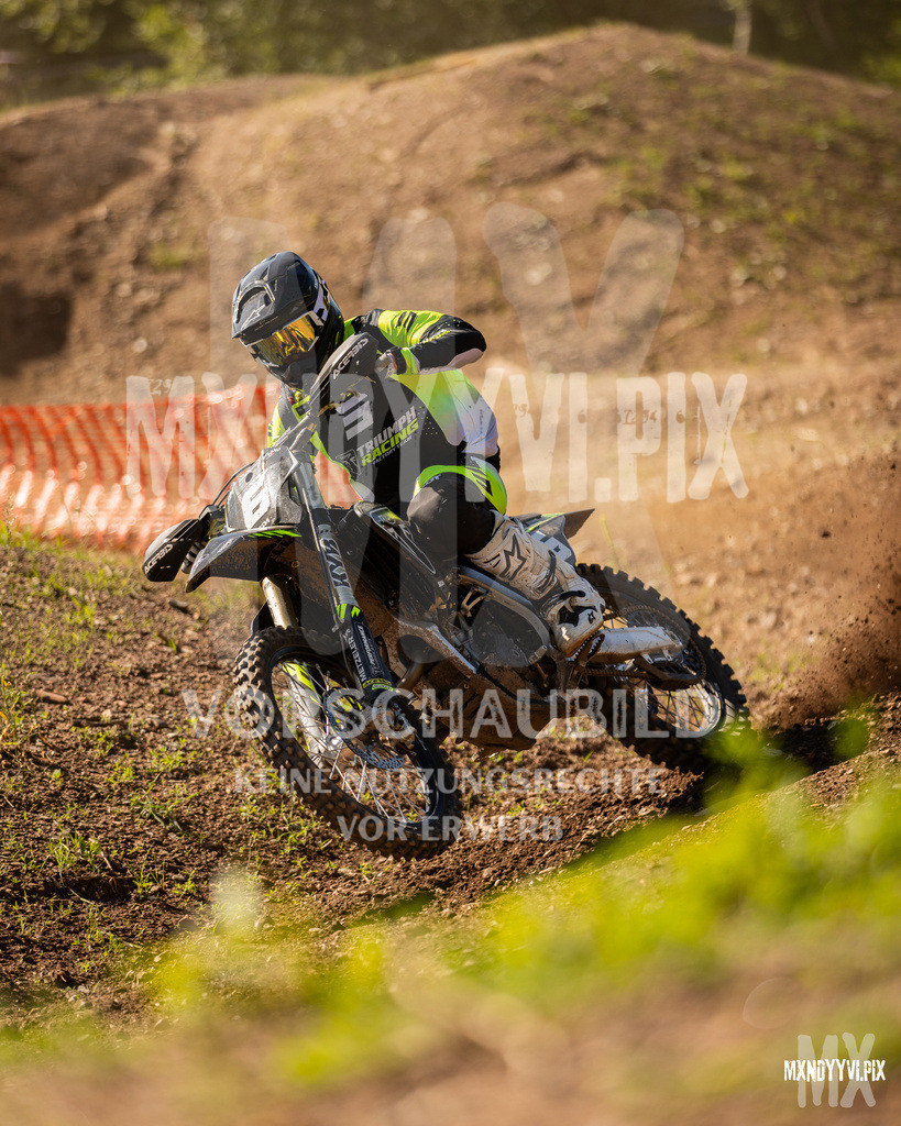 866A0946 | mxndyyvipix