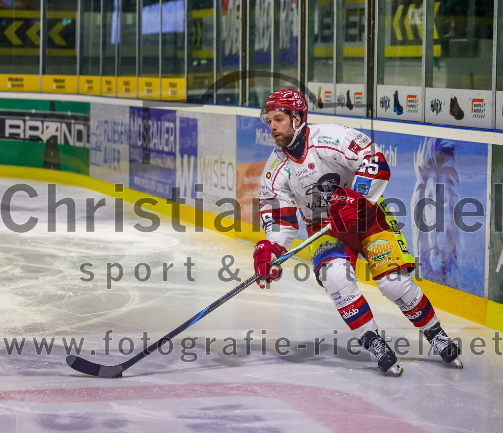 2026-02-20_048_TSV_Erding_gegen_Deggendorfer_SC | Erding, Deutschland, 20.02.2026:Eishockey, Oberliga Süd 2025 / 2026, 49. Spieltag, TSV Erding gegen Deggendorfer SC, Endergebnis: 4:1Ondrej Pozivil (Deggendorfer SC, #25)Foto: Christian Riedel / fotografie-riedel.net