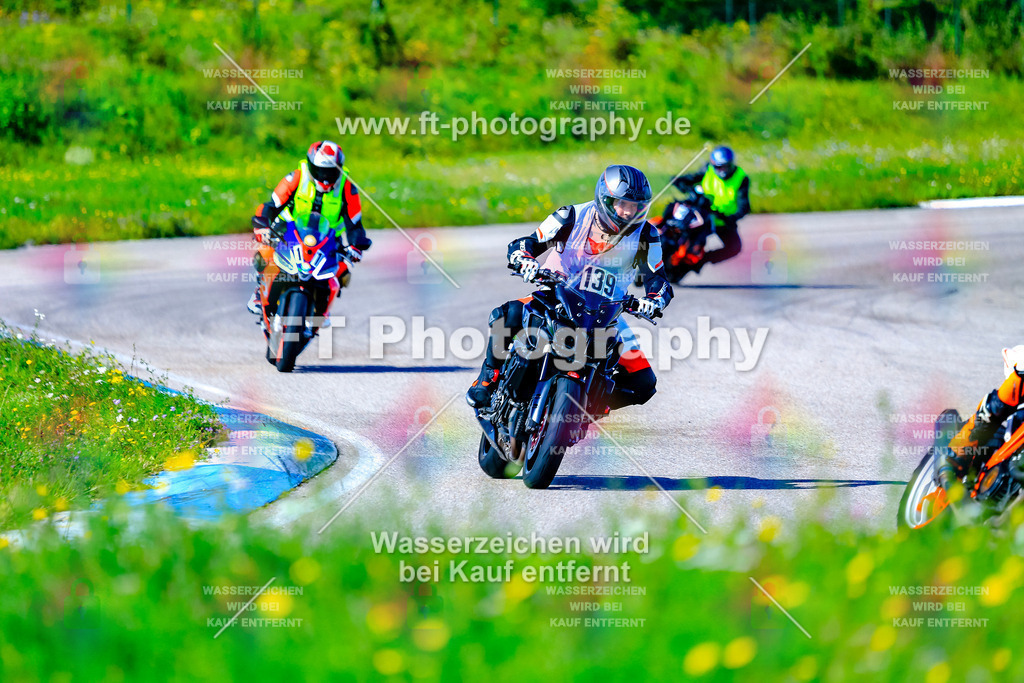 _OUR5497 | Hier findet Ihr Bilder von Touristenfahrten auf der Nürburgring Nordschleife oder von anderen Veranstaltungen die ich besucht habe. Viel Spass beim Durch Schauen 