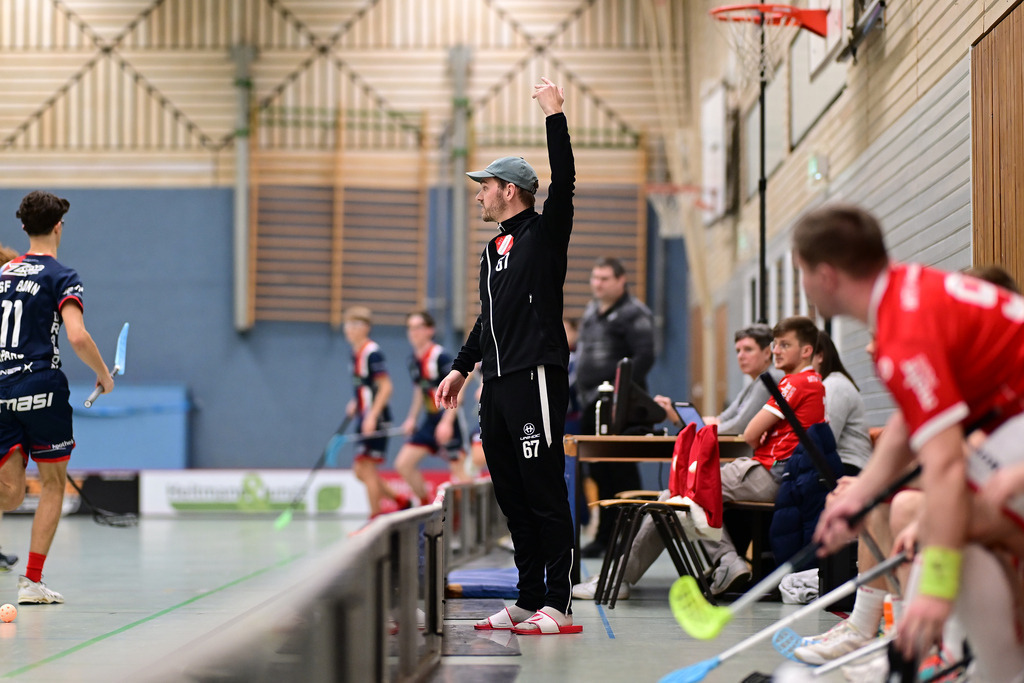Floorball I Herren I Saison 2024-2025 I 2. FBL Herren Nord-West I 12. Spieltag I MTV Mittelnkirchen - SSF Dragons Bonn II I 036356 | Der Sportfotograf. - Realisiert mit Pictrs.com