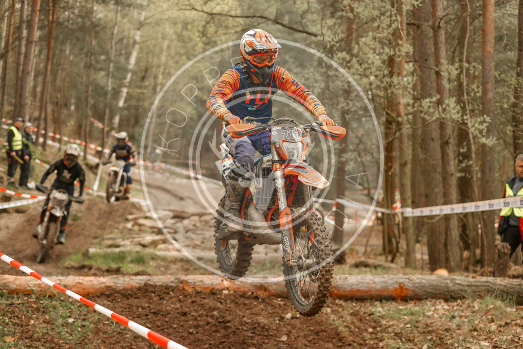 2TaktLauf1-416 | koppe-media - Realisiert mit Pictrs.com