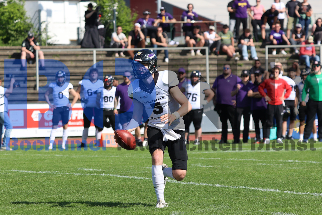 Merkur-Bowl_Duesseldorf-Panther-vs-Langenfeld-Longhorns-JMG_0038 | Merkur Bowl 2025 - Düsseldorf Panther vs Langenfeld Longhorns - Realisiert mit Pictrs.com
