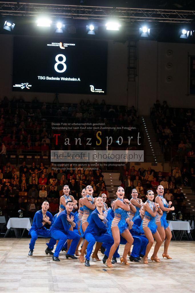 20241109_DM-Formationen_Vorrunde_1301 | Tanzsportbilder, Standardtanz, Lateintanz, WDSF, DTV, LTVB, dancecomp, goc, hessen tanzt, blaues band der spree, walzer, tango, wiener walzer, slowfox, quickstepp, samba, rumba, cha-cha-cha, paso doble. jive, hd-kroft photography, turniertanzsport