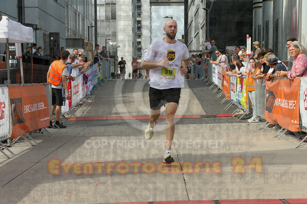 250920_1511_EX1_8523 | Sportfotografie im Rhein-Sieg Kreis, Köln, Bonn, NRW, Rheinland Pfalz, Hessen, etc. Unser Tätigkeitsfeld umfasst den Laufsport vom Volkslauf über den Marathon, Duathlon, Triathon bis zum Ultralauf wie Kölnpfad Ultra oder Schindertrail.