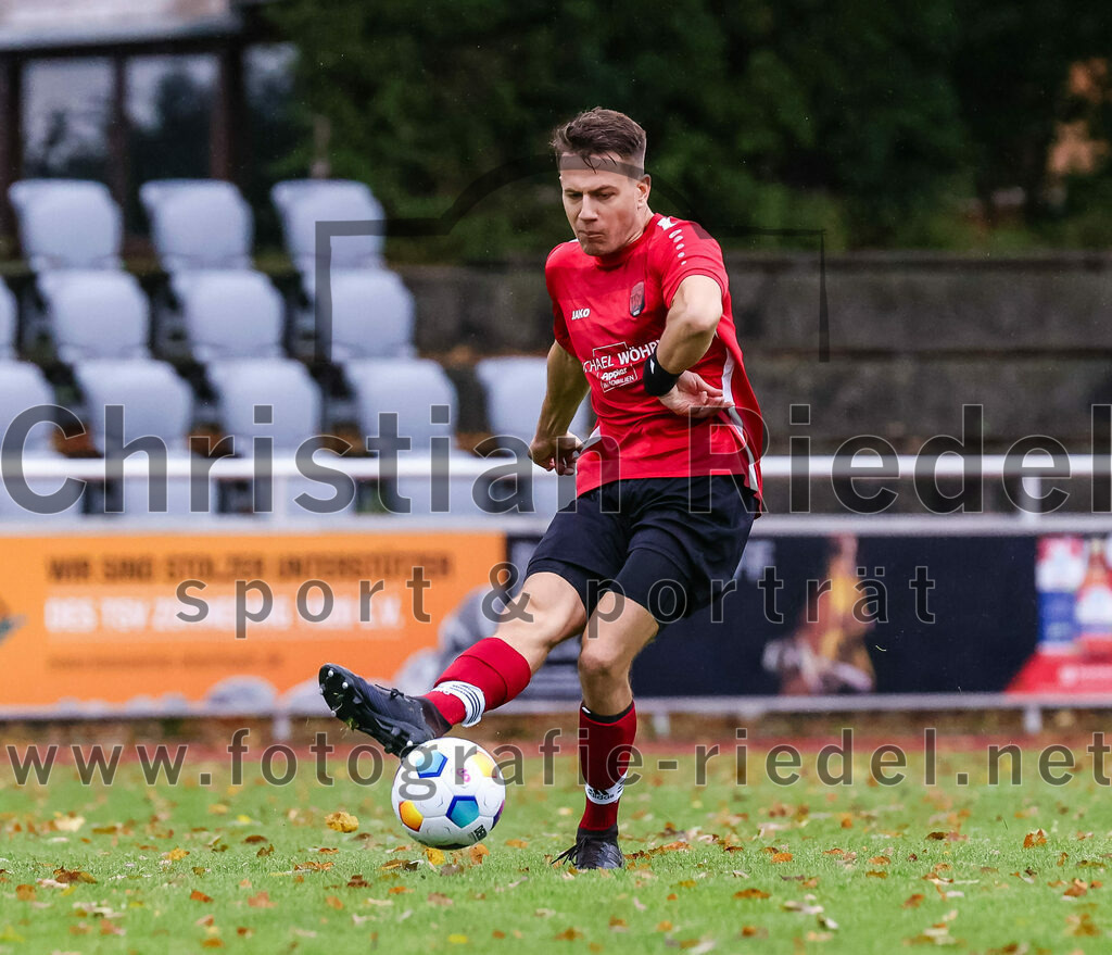 2023-08-27_059_TSV_Zorneding_II_gegen_TSV_Grafing_II | Zorneding, Deutschland, 27.08.2023:
Fußball, A-Klasse 2023 / 2024, 2. Spieltag, TSV Zorneding II gegen TSV Grafing II, Endergebnis: 5:1

Dennis Duwel (TSV Zorneding, #11)

Foto: Christian Riedel / fotografie-riedel.net