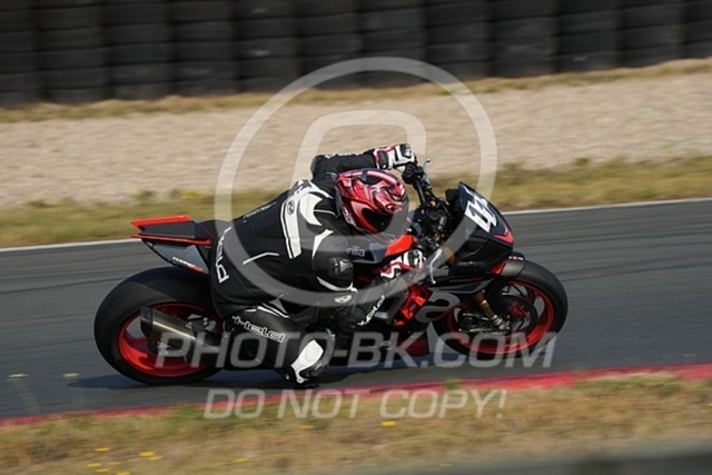 2024_09_07_PBK_31871 | Sportfotografie; SlowMotion; Video; Rennstrecke; Hafeneger; Speer; Racing; RSE; BMW; CBO; Trackday; Motorsportarena; Hockenheimring; Brno; Most; Barcelona; Valencia