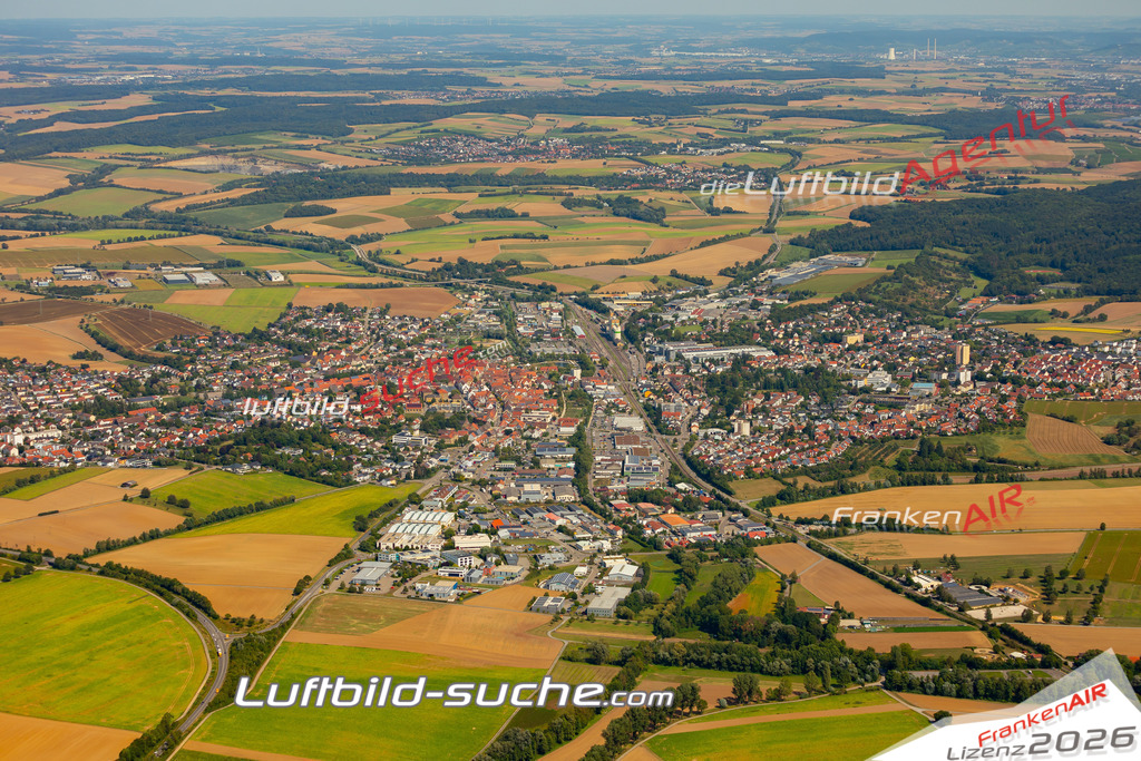 Das Luftbild zeigt :  Eppingen - Die Luftaufnahme wurde 2024 vom UL-Flugzeug aus erstellt ( keine Drohne ) - Hochauflösende Luftaufnahme - Für grossformatige Ausdrucke geeignet. Die Geschenkidee !Mit Lizenz und Bildrechte bestellbar
