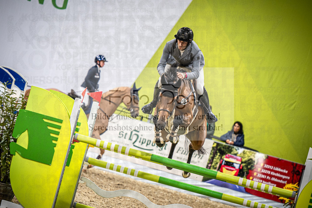 DOS_1763 | Entdecke hochwertige Reitturnierfotos von Foto Oger. Professionell, emotional und authentisch – jetzt Lieblingsmomente im Shop bestellen.Deutschlandweite Turnierfotografie. - Realisiert mit Pictrs.com