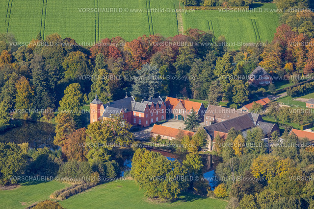 Rheurdt221004929 | Luftbild, Schloss Bloemersheim, Wasserschloss, Schloßweiher Littardsche Kendel, Bäume in Herbstfarben, Vluyn, Neukirchen-Vluyn, Ruhrgebiet, Niederrhein, Nordrhein-Westfalen, Deutschland