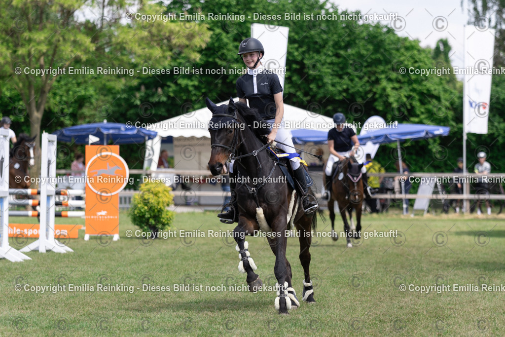 CL5A3765 | Emilia Reinking Fotografie - Realisiert mit Pictrs.com