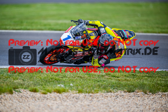 MaZZes_FotoMatrix_220506_92412 | Fotograf Mathias Schmid
Sportfotograf,
Eventfotograf,
Hochzeitsfotograf,
Portraitfotograf