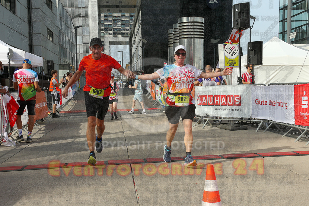 250920_1538_EX1_0313 | Sportfotografie im Rhein-Sieg Kreis, Köln, Bonn, NRW, Rheinland Pfalz, Hessen, etc. Unser Tätigkeitsfeld umfasst den Laufsport vom Volkslauf über den Marathon, Duathlon, Triathon bis zum Ultralauf wie Kölnpfad Ultra oder Schindertrail.