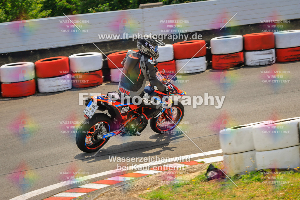 _DSK2485 | Hier findet Ihr Bilder von Touristenfahrten auf der Nürburgring Nordschleife oder von anderen Veranstaltungen die ich besucht habe. Viel Spass beim Durch Schauen 