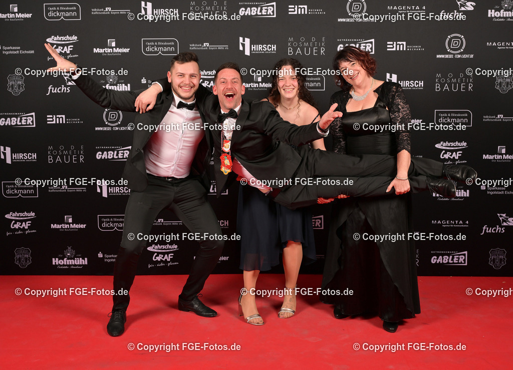 20240114-fge-fotos-0404 | Eröffnungsball der FGE am 14.01.2024 im Alten Stadttheater in Eichstätt. - Realisiert mit Pictrs.com