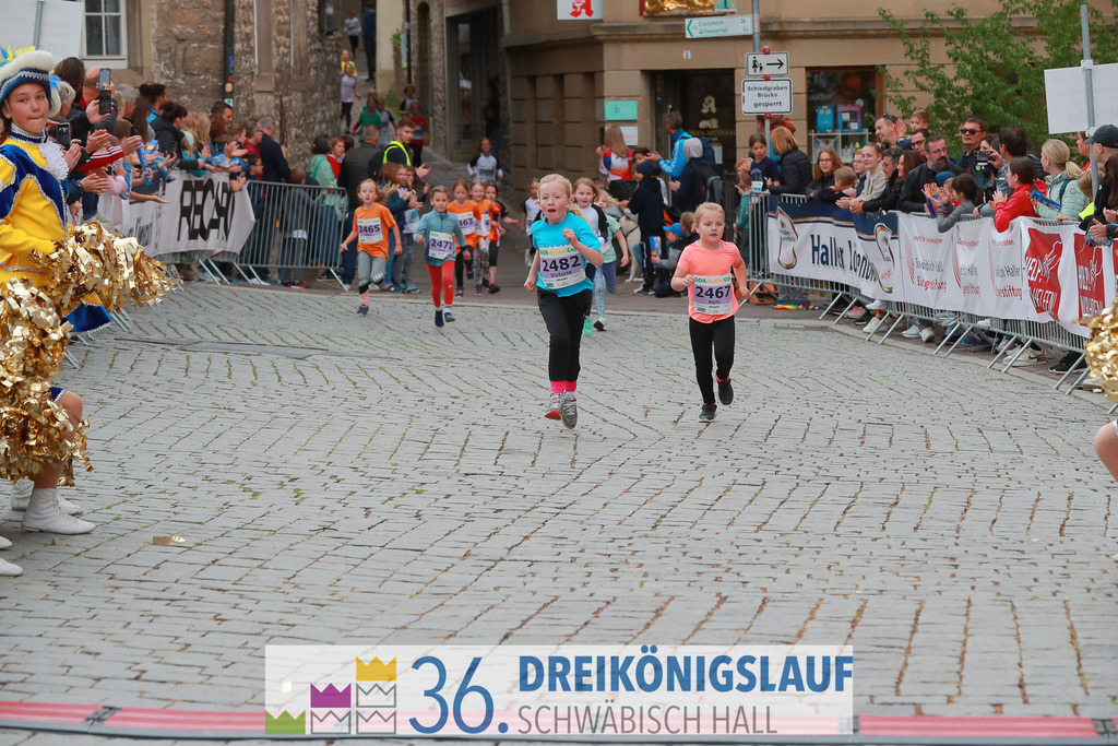 AOK Junior Cup 400m | 3Königslauf 2022 AOK Junior Cup 400m - Realisiert mit Pictrs.com