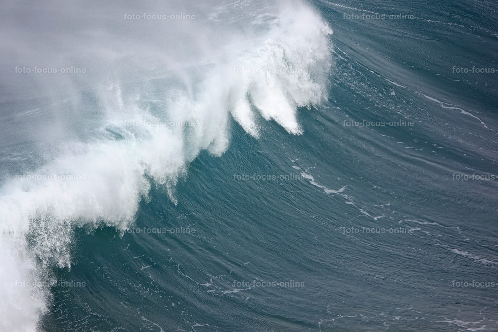 k | Landscape photography, spectacular waves, Atlantic Ocean, Baltic Sea
