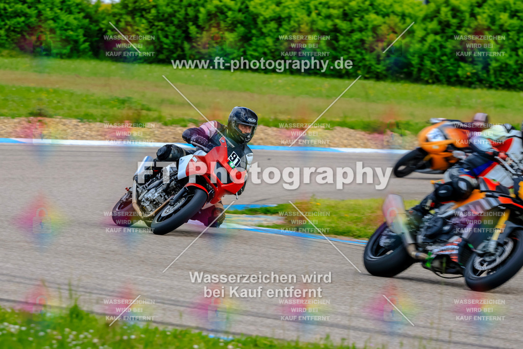 MotoTeam-8772 | Hier findet Ihr Bilder von Touristenfahrten auf der Nürburgring Nordschleife oder von anderen Veranstaltungen die ich besucht habe. Viel Spass beim Durch Schauen 