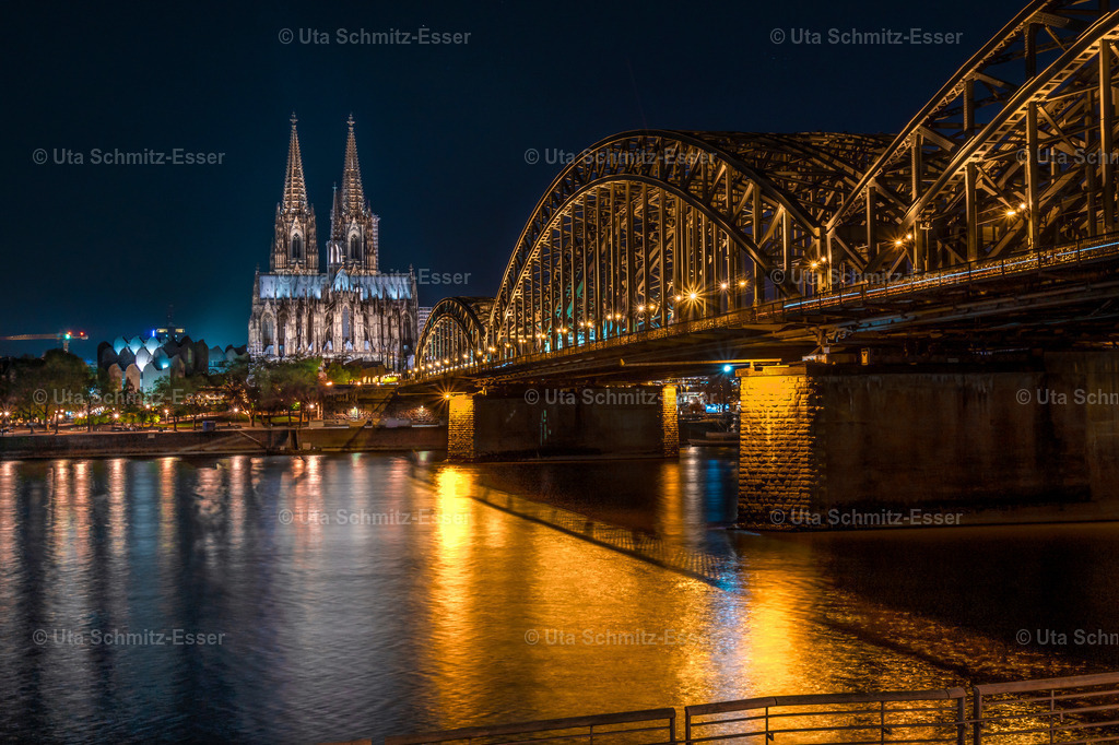 Koeln_Hohenzollernbruecke-Dom | CEUS Design - Realisiert mit Pictrs.com