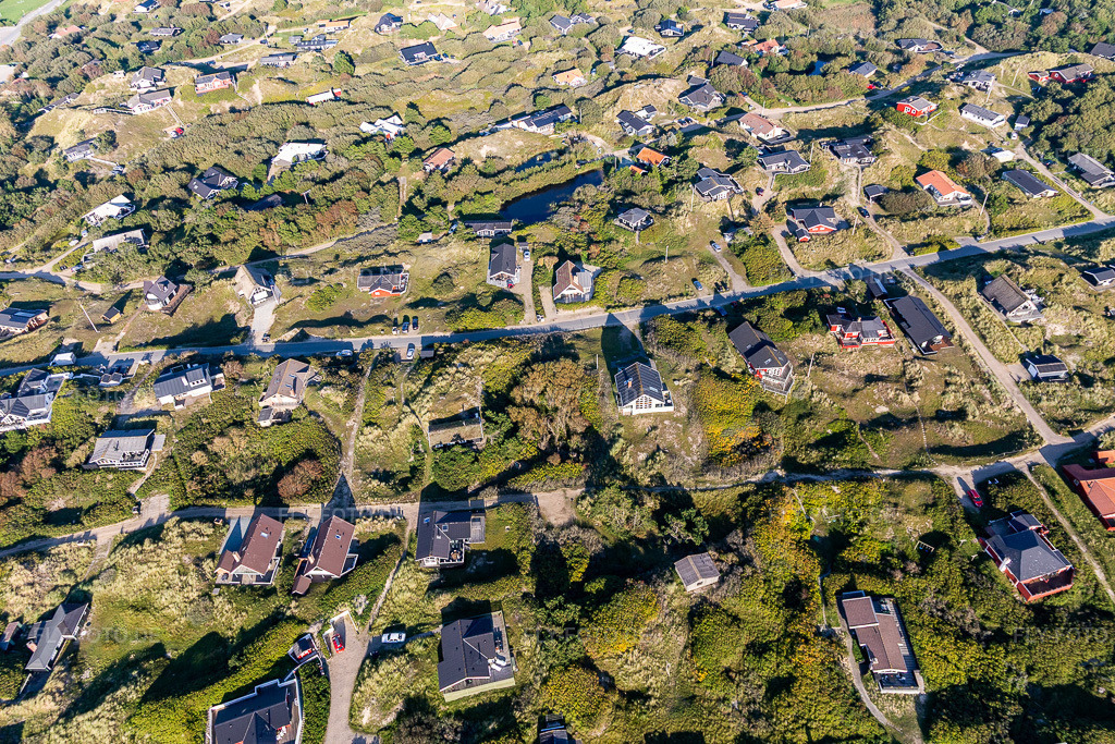 Luftbild: Hyggelige Ferienhäuser in Rindby Strand in Fanø im Bundesland Syddanmark in Dänemark. Foto: IMG_118722.jpg vom 21.09.2019 durch Werner Riehm/FLY-FOTO.de