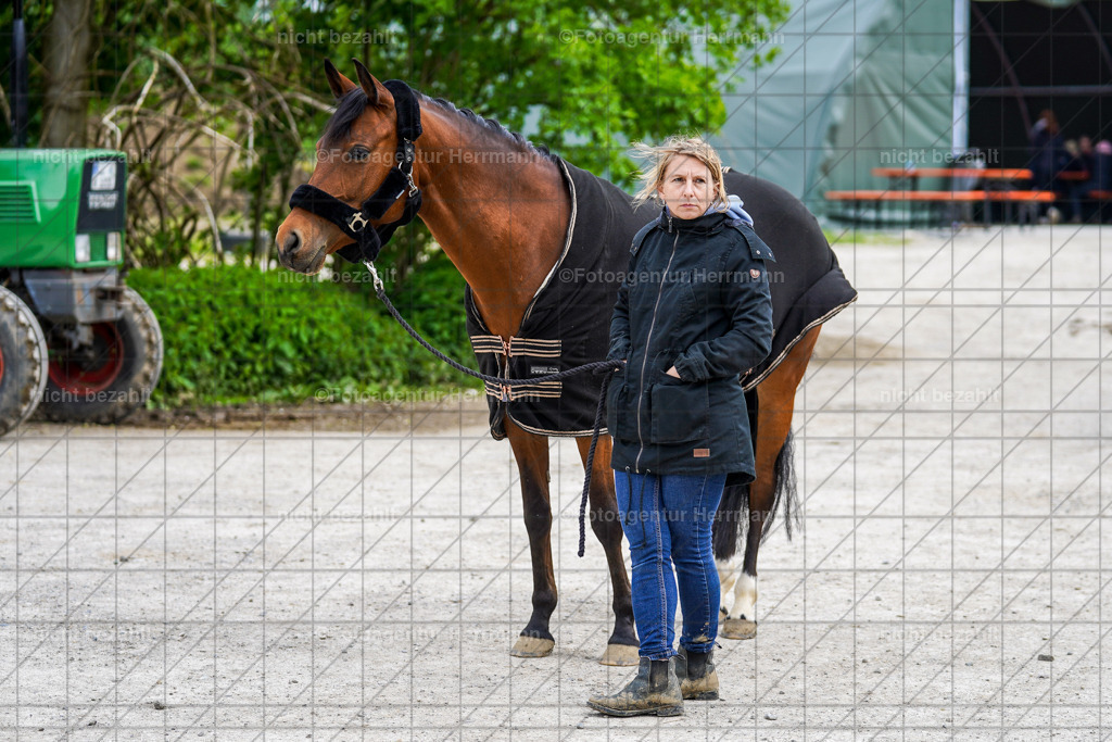 20230518-FAH03958 | Frühjahrsturnier, landberg am Lech, 2023, Reitclub Landsberg, Turnierbilder, Fotos Turnier Landsberg, Fotoagentur Herrmann, Turnierfotografen Bayern, reitsport Fotograf, Pferde Fotograf