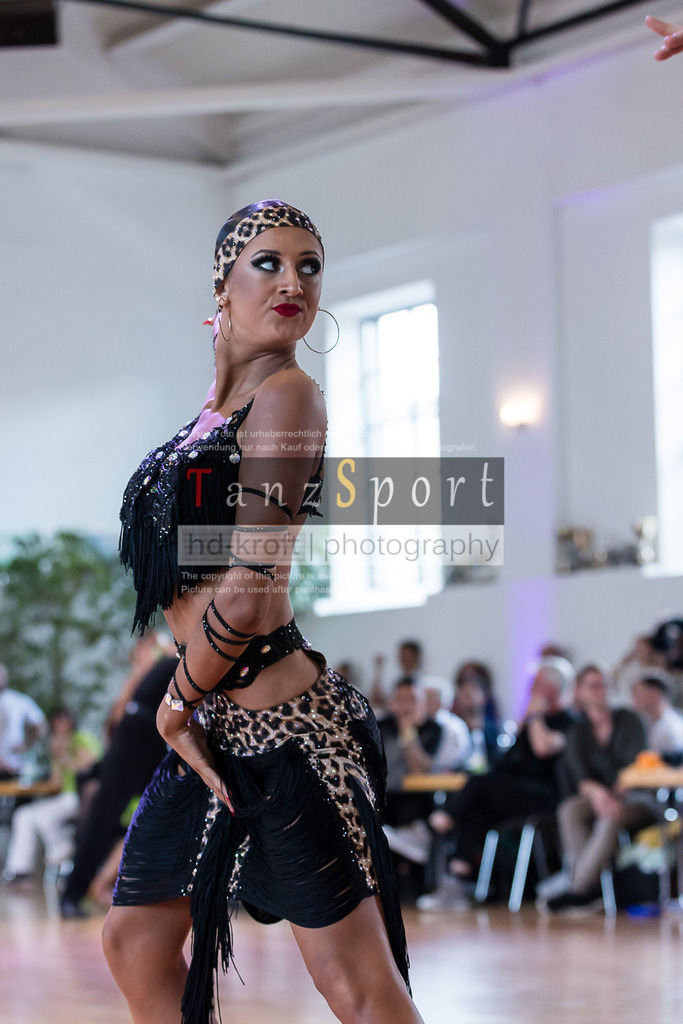 20240616_D-Cup-HGR-Latein_3768 | Tanzsportbilder, Standardtanz, Lateintanz, WDSF, DTV, LTVB, dancecomp, goc, hessen tanzt, blaues band der spree, walzer, tango, wiener walzer, slowfox, quickstepp, samba, rumba, cha-cha-cha, paso doble. jive, hd-kroft photography, turniertanzsport
