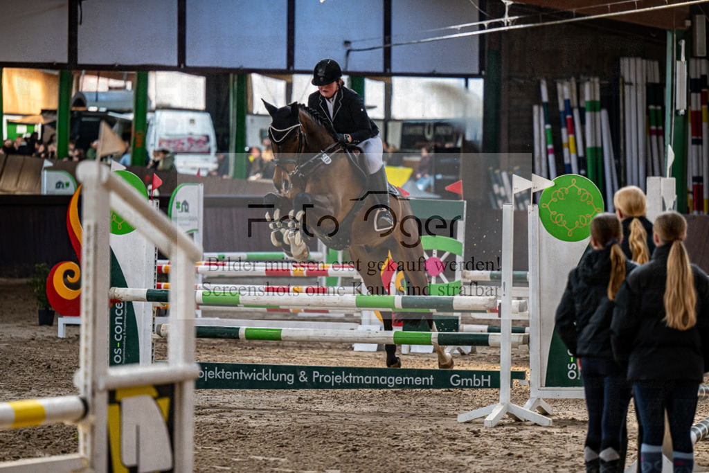 20240309-DOS_6694 | Entdecke hochwertige Reitturnierfotos von Foto Oger. Professionell, emotional und authentisch – jetzt Lieblingsmomente im Shop bestellen.Deutschlandweite Turnierfotografie. - Realisiert mit Pictrs.com