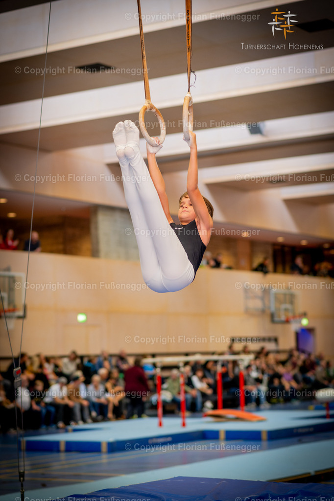 Promo-251 | "Fussifoto.com – Ihr Ansprechpartner für hochwertige Fotografie! Entdecken Sie kreative Bilder und professionelle Dienstleistungen. Kontaktieren Sie uns für Ihre Projekte!"