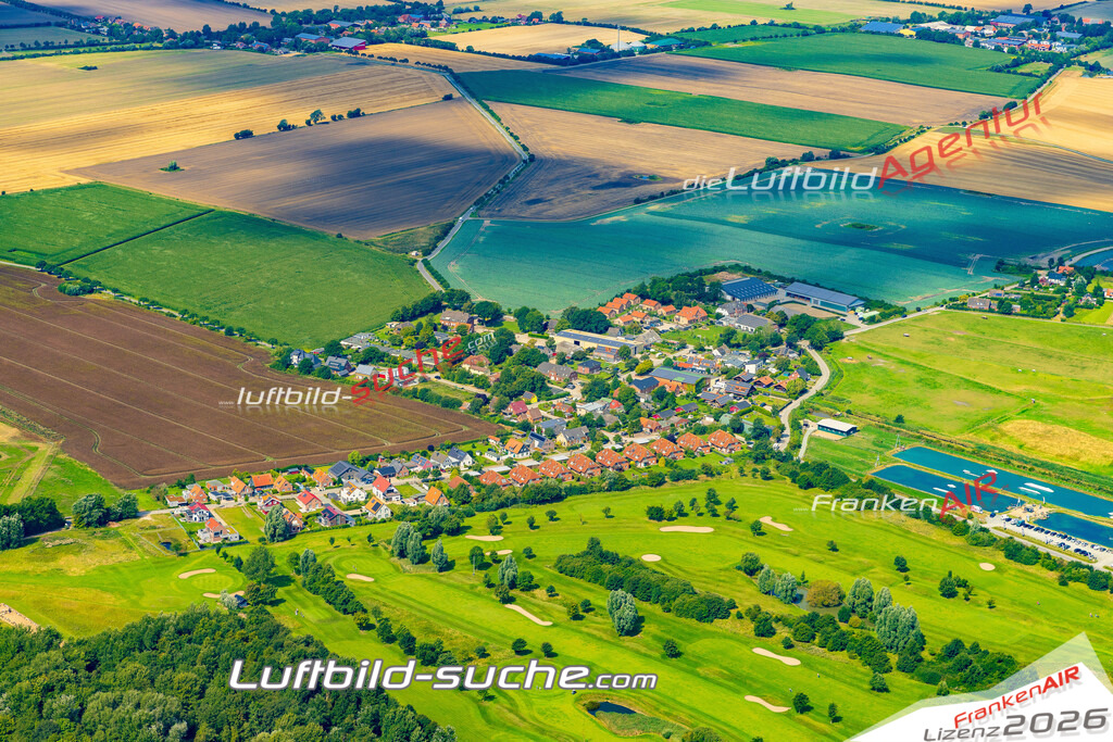 Fehmarn Bild- Das Luftbild wurde 2025 vom UL-Flugzeug heraus erstellt ( keine Drohne bzw. Drohnenaufnahme ) - Hochauflösende Luftaufnahme -Nicht vergleichbar mit Google Maps oder Satelittenbilder- Die Geschenkidee !Mit Lizenz und Bildrechte bestellbar - CC