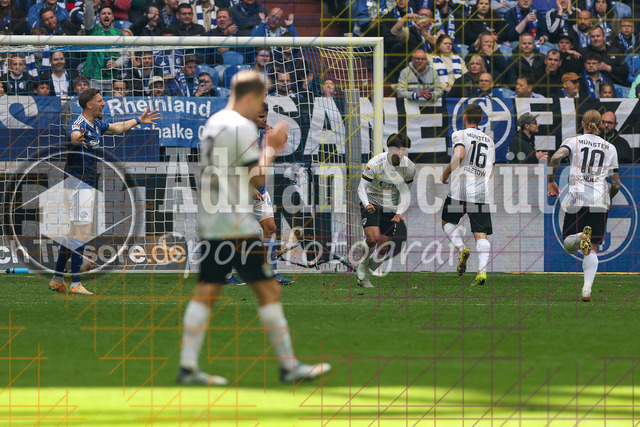 19.04.2026, GER, Fussball, Herren, 2. BL, Saison 2025/2026, FC Schalke 04 - Preußen Münster | Shin Yamada (Münster) Torjubel, jubelt nach seinem Treffer zum 4:1