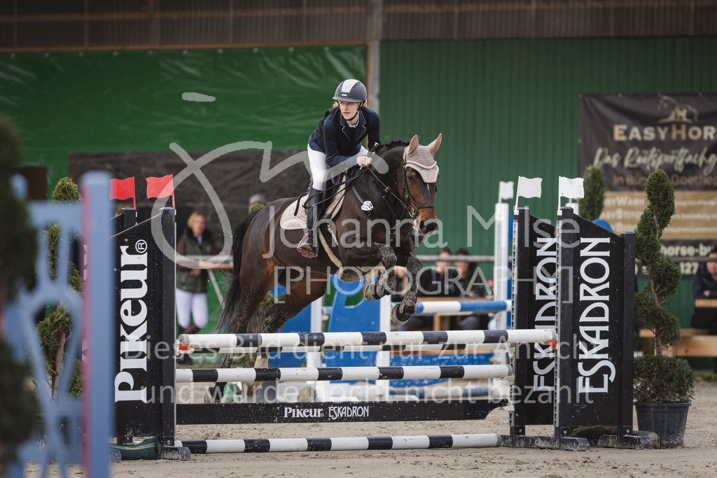 240330_Fruehlingsfest_Stil-A1_U30-340 | Deine schönsten Turniermomente als professionelle Fotos! Entdecke hochwertige Pferdesport-Fotografie im Online-Shop. Jetzt Fotos finden & bestellen!