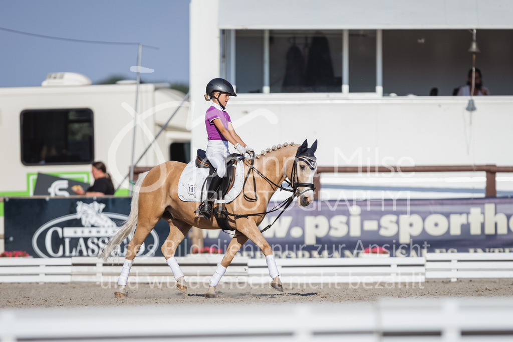 230610_ReiterWB-426 | Deine schönsten Turniermomente als professionelle Fotos! Entdecke hochwertige Pferdesport-Fotografie im Online-Shop. Jetzt Fotos finden & bestellen!