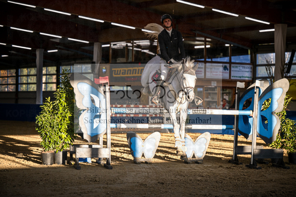 DOS_3574 | Entdecke hochwertige Reitturnierfotos von Foto Oger. Professionell, emotional und authentisch – jetzt Lieblingsmomente im Shop bestellen.Deutschlandweite Turnierfotografie. - Realisiert mit Pictrs.com