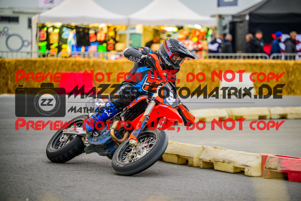 MaZZes_Fotomatrix_20251012_6021986_4512 | SENIOR