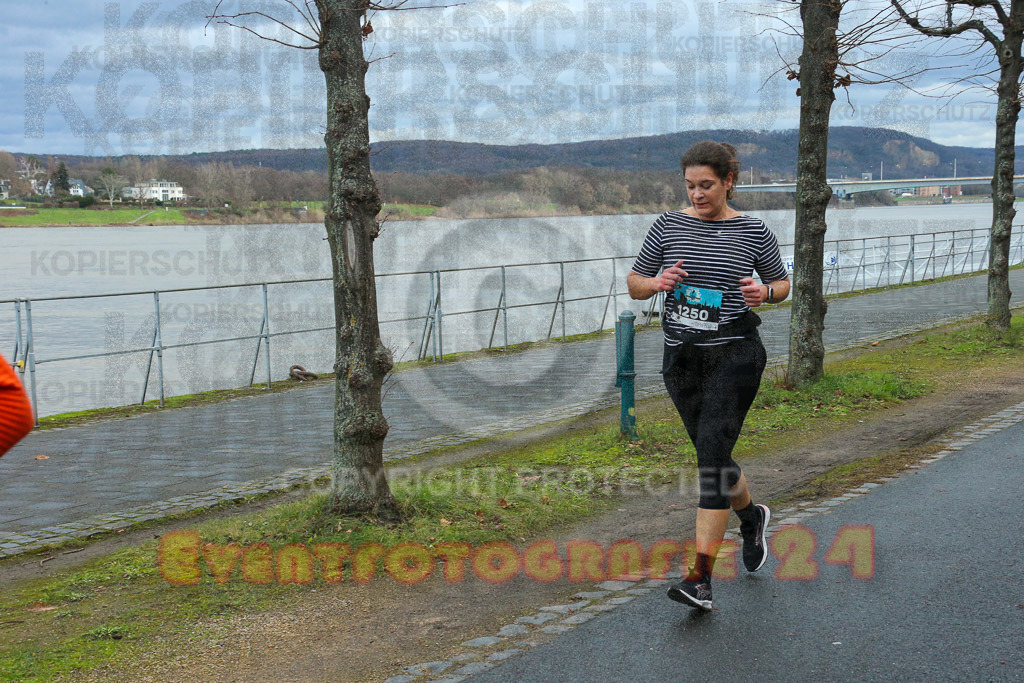 221231_1029_EX1_7298 | Sportfotografie im Rhein-Sieg Kreis, Köln, Bonn, NRW, Rheinland Pfalz, Hessen, etc. Unser Tätigkeitsfeld umfasst den Laufsport vom Volkslauf über den Marathon, Duathlon, Triathon bis zum Ultralauf wie Kölnpfad Ultra oder Schindertrail.