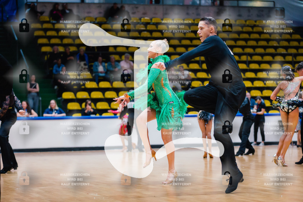 Hessen Tanzt WDSF Open Youth Latin 12th (34) Adrijus Kasiulis _ Leticia Sermuksnyte (Spain)-2025-05-17-2557 | Webshop for digital downloads and prints of dance sport, event & show photographer Julian Link - Realisiert mit Pictrs.com