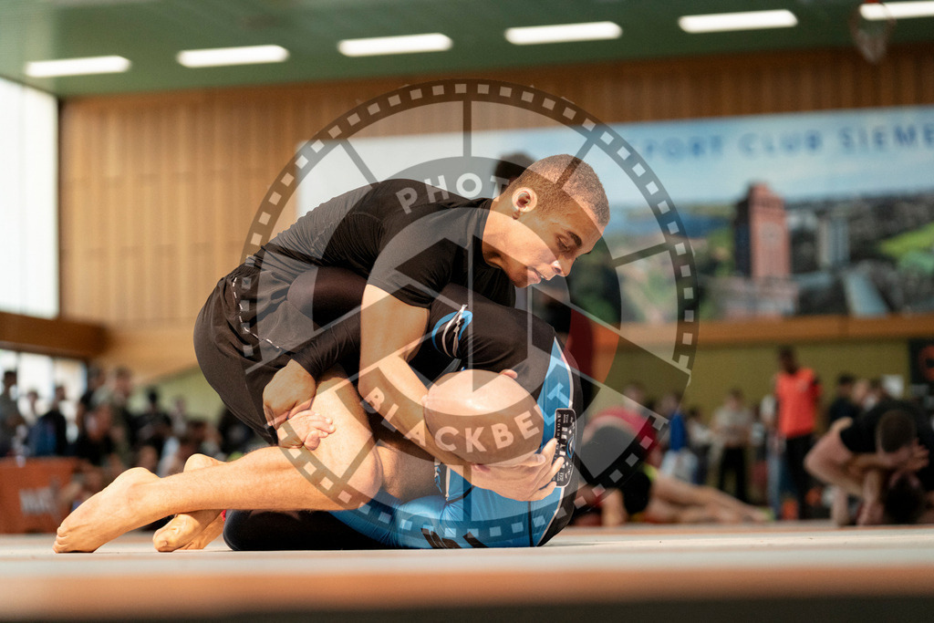 20230624PBB_2994 | Athletes compete during the Grappling Industries BJJ Competition in the Siemensstadt sport club in Berlin, Germany, on June 24, 2023.