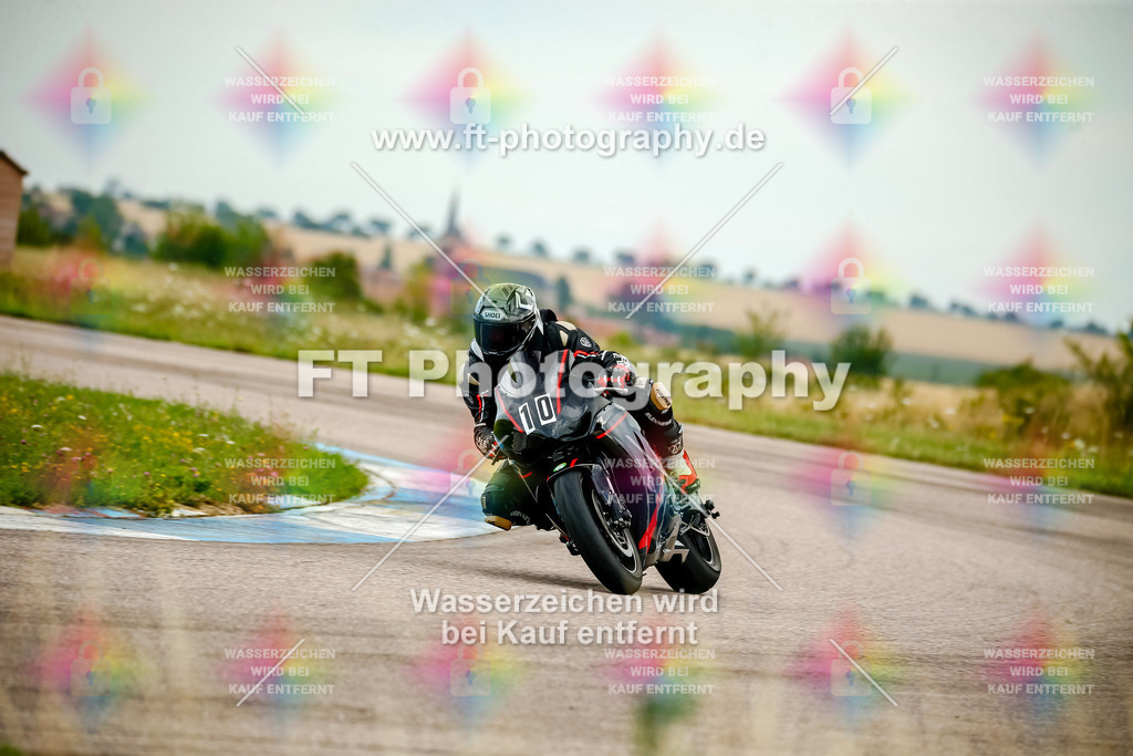 Chambley Juli-2324 | Hier findet Ihr Bilder von Touristenfahrten auf der Nürburgring Nordschleife oder von anderen Veranstaltungen die ich besucht habe. Viel Spass beim Durch Schauen 