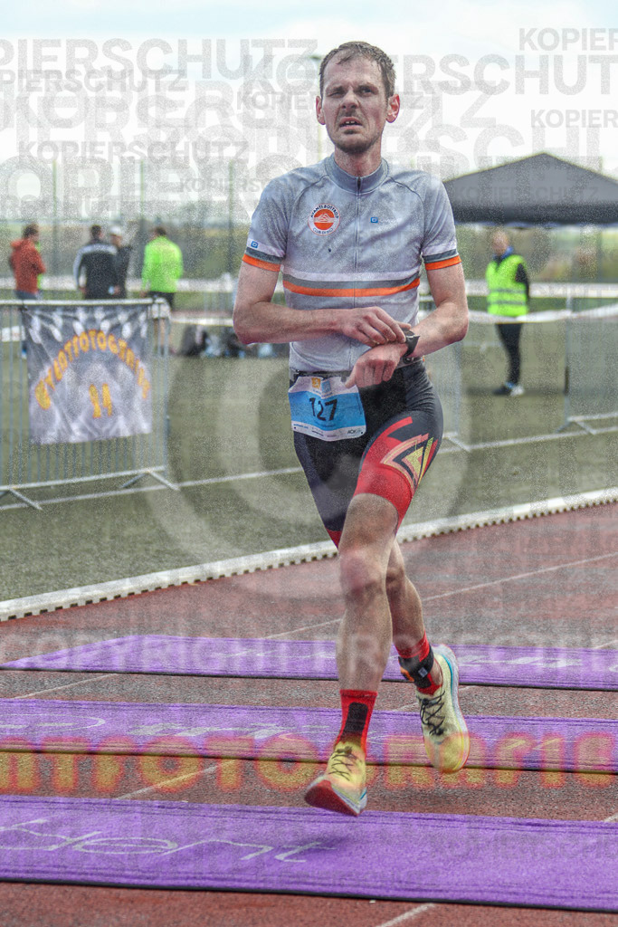 230423_1052_EV3_2526 | Sportfotografie im Rhein-Sieg Kreis, Köln, Bonn, NRW, Rheinland Pfalz, Hessen, etc. Unser Tätigkeitsfeld umfasst den Laufsport vom Volkslauf über den Marathon, Duathlon, Triathon bis zum Ultralauf wie Kölnpfad Ultra oder Schindertrail.