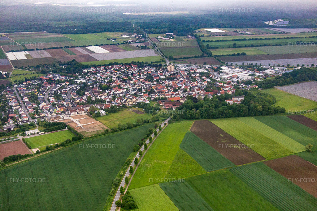 Luftbild: Ortsansicht von Südosten in Lampertheim im Bundesland Hessen in Deutschland. Foto: IMG_089254.jpg vom 25.05.2016 durch Werner Riehm/FLY-FOTO.de