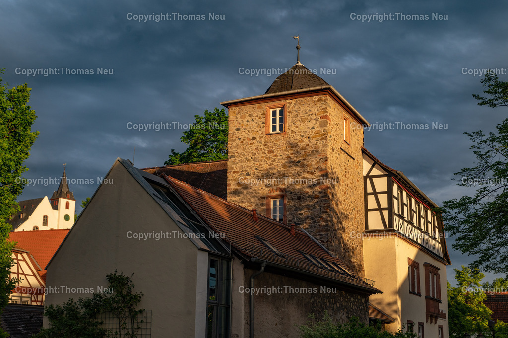 DSC_0396 | bzw,Zwingenberg, Rathaus Zwingenberg und die Bergkirche in der Abendsonne, ,, Bild: Thomas Neu