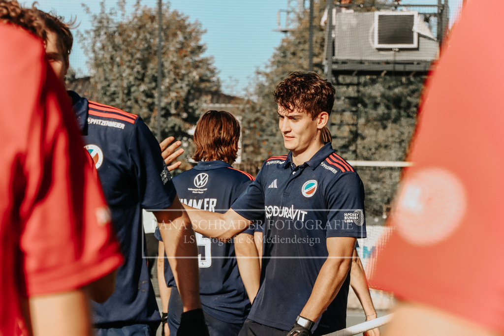 Herren_Bundesliga_06_DCADA-MHC_28.09.25_Hamburg (381 von 417) | lanaschraderfotografie - Realisiert mit Pictrs.com