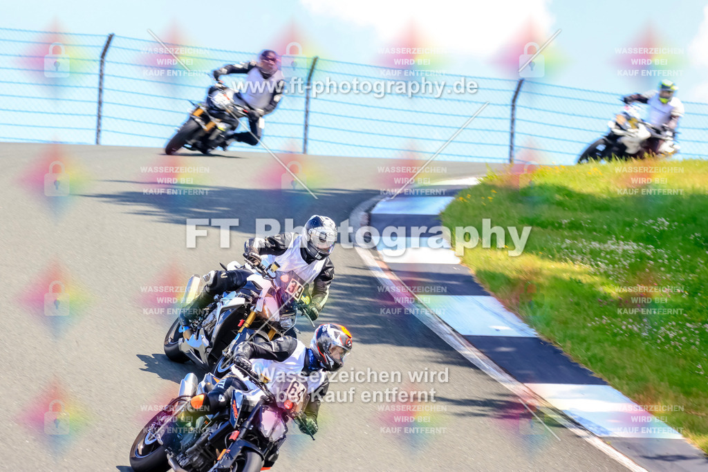 _TCM4445 | Hier findet Ihr Bilder von Touristenfahrten auf der Nürburgring Nordschleife oder von anderen Veranstaltungen die ich besucht habe. Viel Spass beim Durch Schauen 