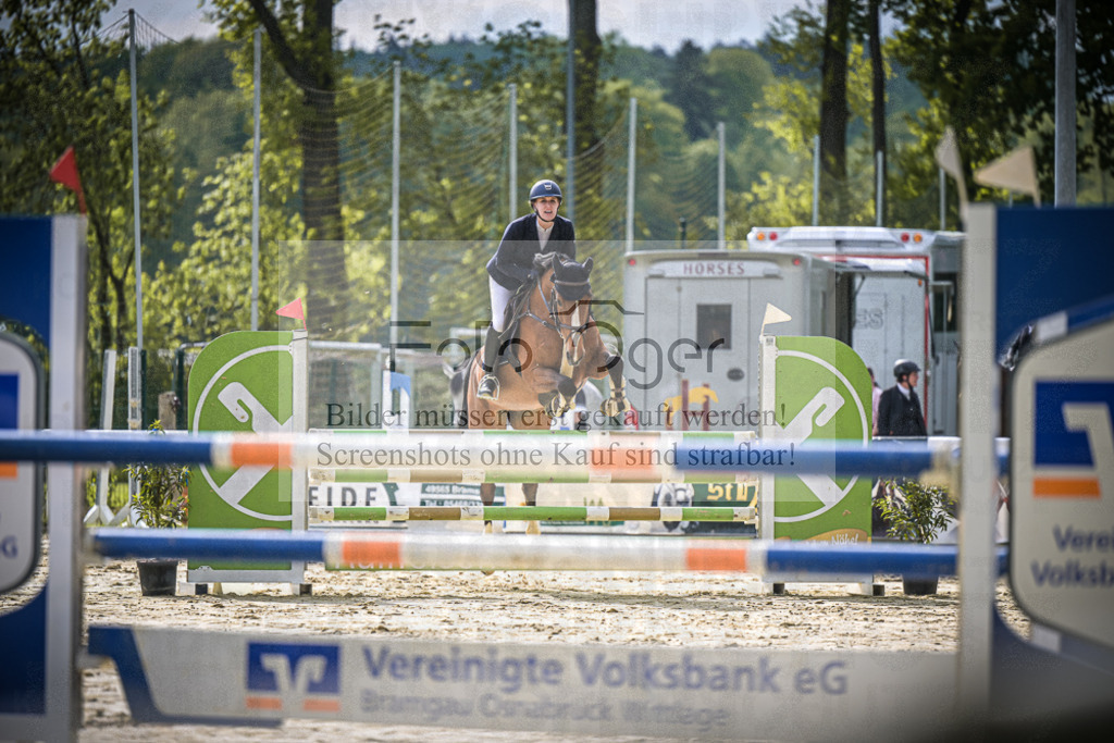 DOS_1562 | Entdecke hochwertige Reitturnierfotos von Foto Oger. Professionell, emotional und authentisch – jetzt Lieblingsmomente im Shop bestellen.Deutschlandweite Turnierfotografie. - Realisiert mit Pictrs.com